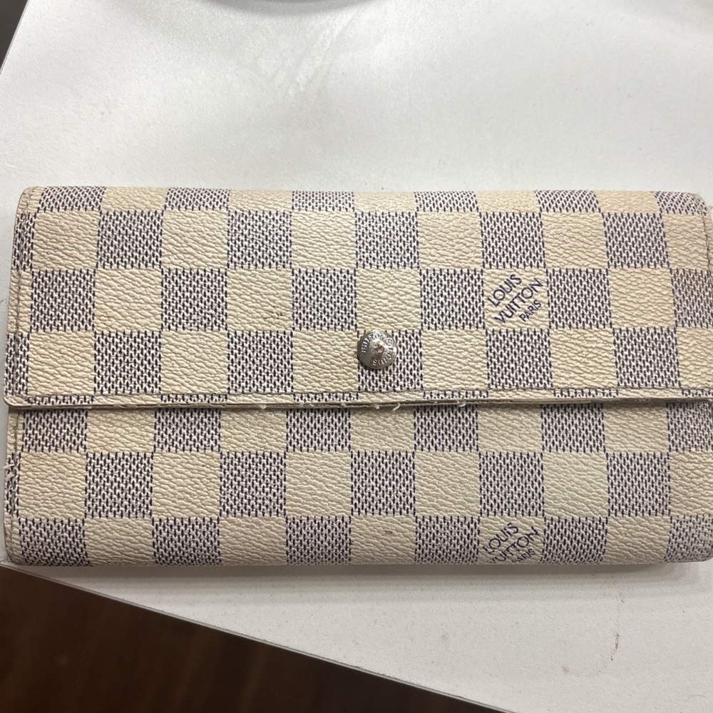 Louis Vuitton Cream and Gray Damier Azur Wallet